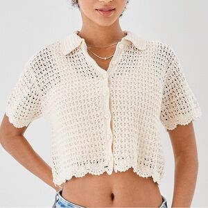 American Eagle Cropped Crochet Top